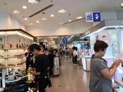 -上海置地广场(南京东路店)