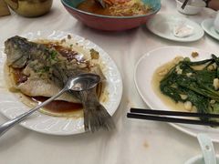 -五谷芳乳鸽王(海景店)