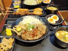 招牌炙烧肥牛丼-町门烤肉拌饭专门店(新天地店)