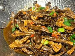 -雀舞云南菜(天津天河城购物中心店)