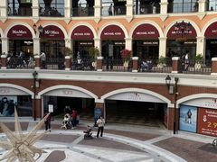 -佛罗伦萨小镇广佛名品奥特莱斯(疏港路店)