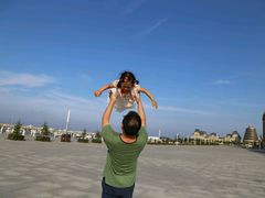 -东港音乐喷泉广场