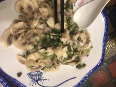 雪菜蘑菇里脊-卤鸭儿(温州路店)