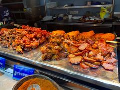 -锤头鲨毛肚海鲜烤肉自助餐厅(国购广场店)