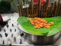 -金马门国际美食百汇(珞喻路店)