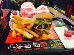 -FATBURGER 特富客汉堡(外交公寓店)