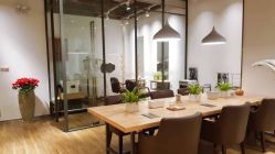 -Mentor Hair Salon