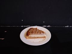 栗子挞-black rainbow coffee