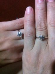 -威德钻石-克拉钻大本营(南京东路店)