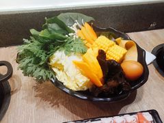 -呷哺呷哺(新世界百货望京店)