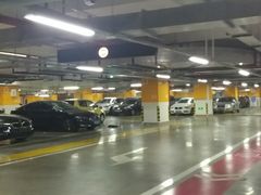 -万象城-停车场