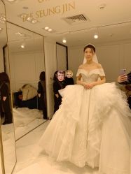 -GRACE KELLY婚纱与礼服(北京店)