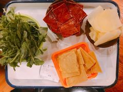 -周幺妹重庆老火锅(银泰城总店)