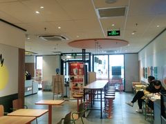 大堂-麦当劳(玉桥中路店)