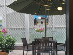 露天位-汽车博物馆主题餐厅
