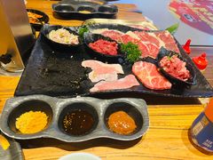 -金刚山黑牛炭火自助烤肉(西大望路店)