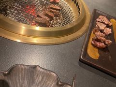 -铭牛烧肉·和牛海鲜自助(高新月牙湖店)
