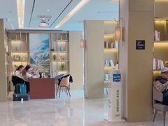 -杭州西湖湖滨银泰亚朵酒店