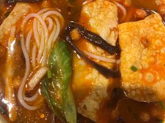 -丽丽三鲜螺蛳粉(田林路店)