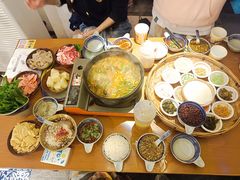 -包整·丝娃娃(一览甲秀楼风景店)