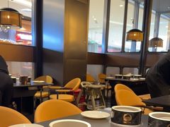 -钱小奴海鲜自助黑金店(杭州滨江龙湖店)