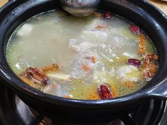 -濠轩阁特色生蚝火锅(水湾路店)