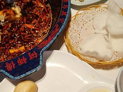 -何师傅美蛙鱼头(汉街店)