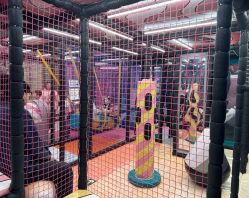 -MELAND CLUB亲子乐园·派对·餐厅(北京芳圆里ID MALL店)