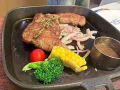 -牛扒先生·厚切雪花牛扒西餐厅(东平店)