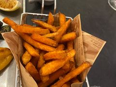 -théATRE茶聚场·餐厅(环球金融中心店)