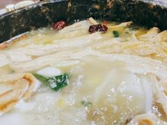 -墨脱石锅椰子鸡•香草鸭•东山羊(大东海店)