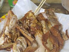 -艾力江和田馕坑烤肉店