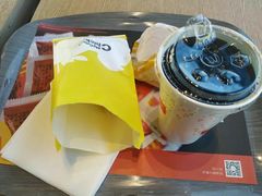 -麦当劳(展览路店)