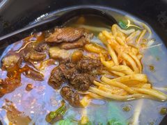 -桂在香知桂林米粉(红博中央公园店)