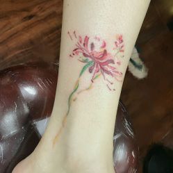 -SNOW TATTOO STUDIO