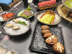 -湊湊火锅·茶憩(颐堤港店)