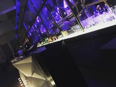 -OZONE 顶楼酒吧(香港丽思卡尔顿酒店)