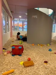 -多多淘儿童体验中心(重庆来福士店)