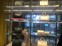 -Gucci(时代广场店)