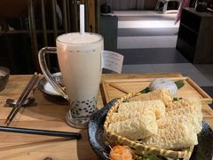 大红袍珍珠奶茶-湊湊火锅·茶憩(杭州湖滨银泰in77店)