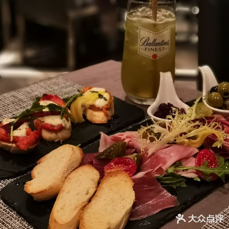 #烫斗牛扒 #兴盛路美食 #品质西餐厅  可以说是广