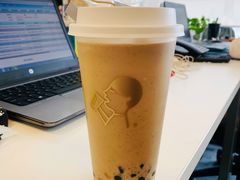 波波家族-喜茶(上海泰禾大厦店)