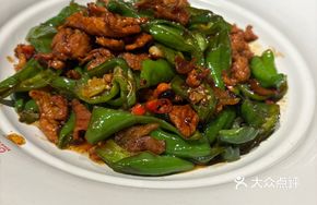 Gan Xiansen Chili and Pork Stir-Fry