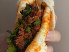 -曾笼笼牛肉饼