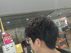 -镁连社·美联社