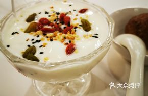 Delicious Old-style Yogurt