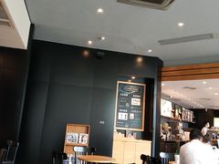 大堂-星巴克臻选(郑州中原万达店)