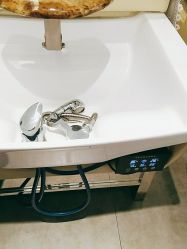 -LESSMORE科技头皮理容中心