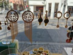 -LADY FAFA(巨鹿路陕西南路路口店)