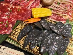 -山川小町·极番烧肉(新地假日广场店)